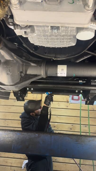 Great work by NHOU of Maine.

Before Boss Wax Hybrid goes on, the right prep makes all the difference. Salt brine eliminator wash. Clean surface. Then proper application.

That is how you protect a truck the right way going into winter.

We are proud of this husband and wife team. They care about doing it right. They care about their customers. And it shows in their work.

This is what the NHOU network looks like. Real people. Real shops. Real protection.

Keep rolling.

#NHOU
#NHOUOfMaine
#BossWaxHybrid
#RustProtection
#Undercoating
#FamilyBusiness
#WinterReady
#DoItRight